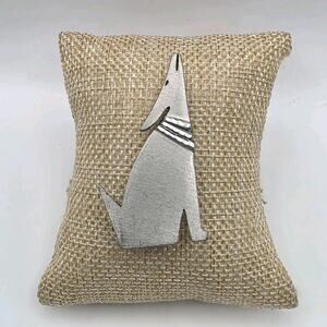 Vintage 1989 EJC Pewter Wolf Howling at the Moon Brooch/Pin